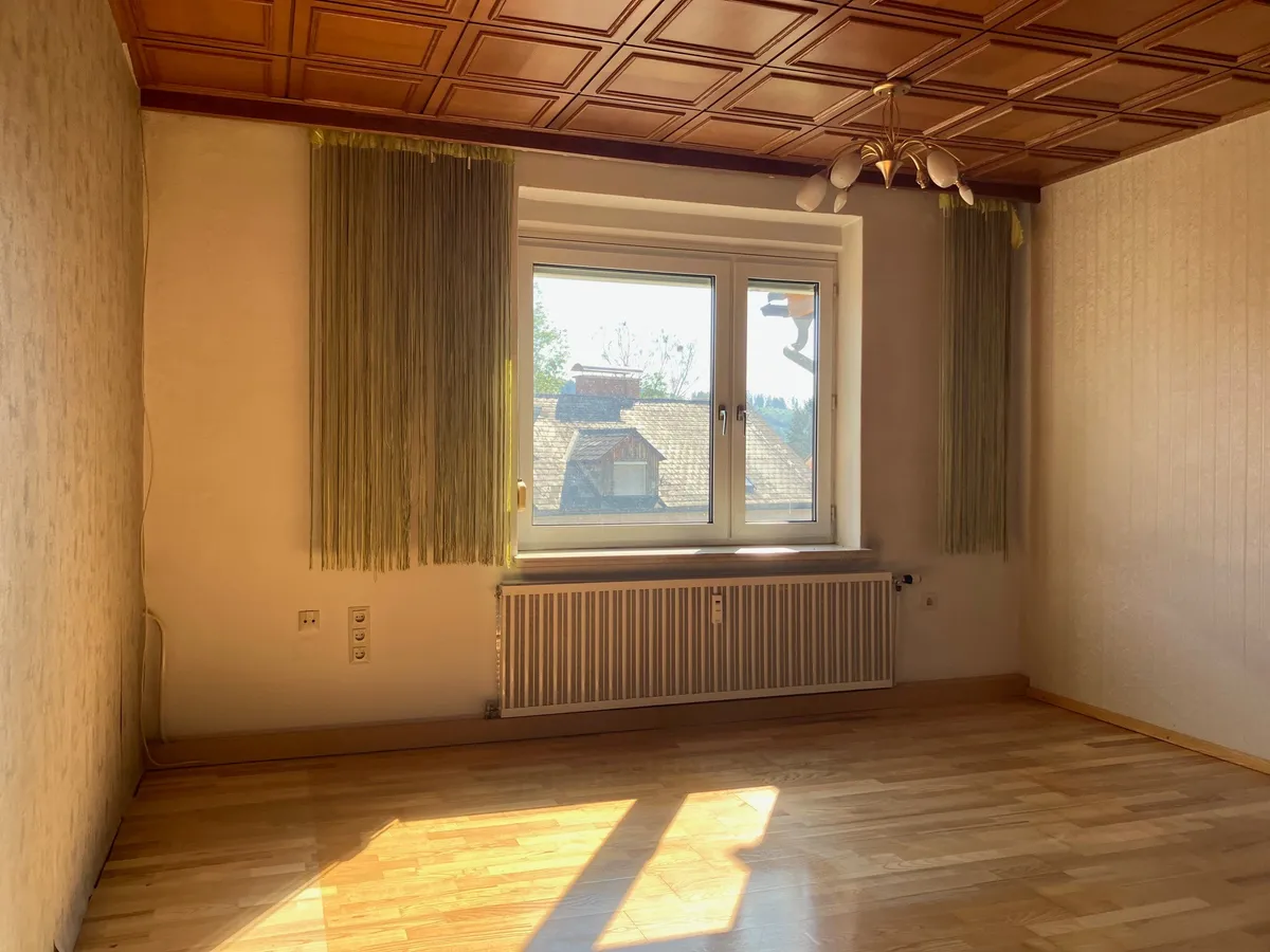 Attraktive Mietwohnung nahe Zentrum mit Blick auf die Burg - Ansicht 3