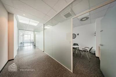 Gewerbeimmobilie mieten in Korneuburg – 2 000 m², € 25.600 – Bild 7 von 36