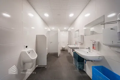 Gewerbeimmobilie mieten in Korneuburg – 2 000 m², € 25.600 – Bild 24 von 36