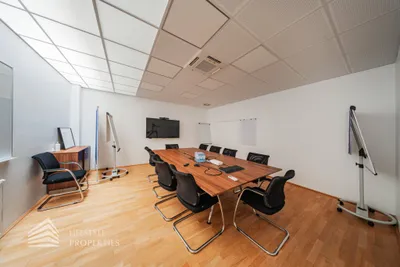 Gewerbeimmobilie mieten in Korneuburg – 2 000 m², € 25.600 – Bild 18 von 36