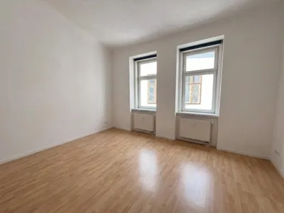 Arndtstraße - 2 Zimmer Altbau mit separater Einbauküche