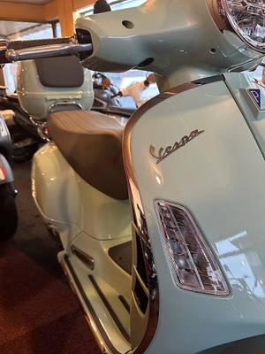 Vespa GTS 125