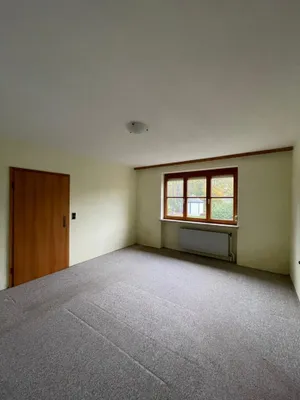 8-Zimmer-Immobilie kaufen in Braunau am Inn – 200,34 m², € 189.000 – Bild 9 von 16