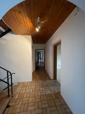 8-Zimmer-Immobilie kaufen in Braunau am Inn – 200,34 m², € 189.000 – Bild 10 von 16