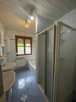 8-Zimmer-Immobilie kaufen in Braunau am Inn – 200,34 m², € 189.000 – Bild 13 von 16