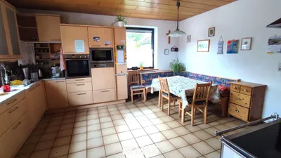 5-Zimmer-Haus kaufen in Hollabrunn – 192 m², € 299.000 – Bild 4 von 25