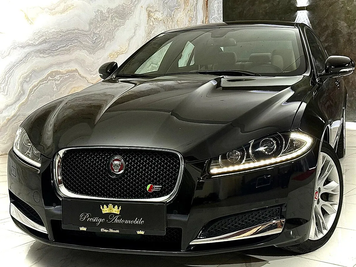 Jaguar XF