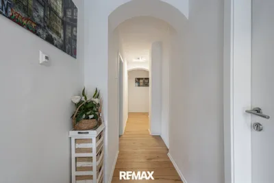 9-Zimmer-Gewerbeimmobilie kaufen in Villach Land – 205 m², € 1.300.000 – Bild 2 von 22
