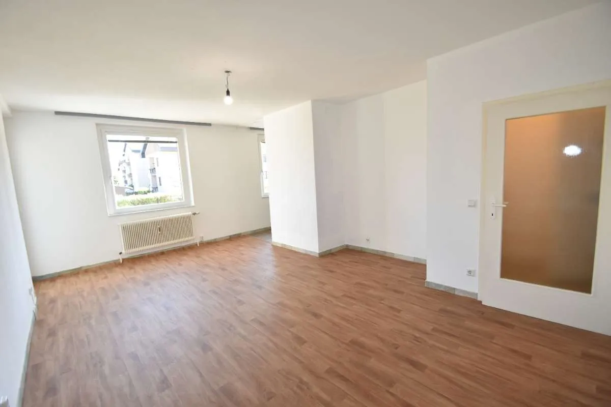 Schöne Wohnung in Amstetten - Widok 2