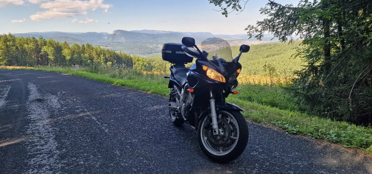 Yamaha FZ