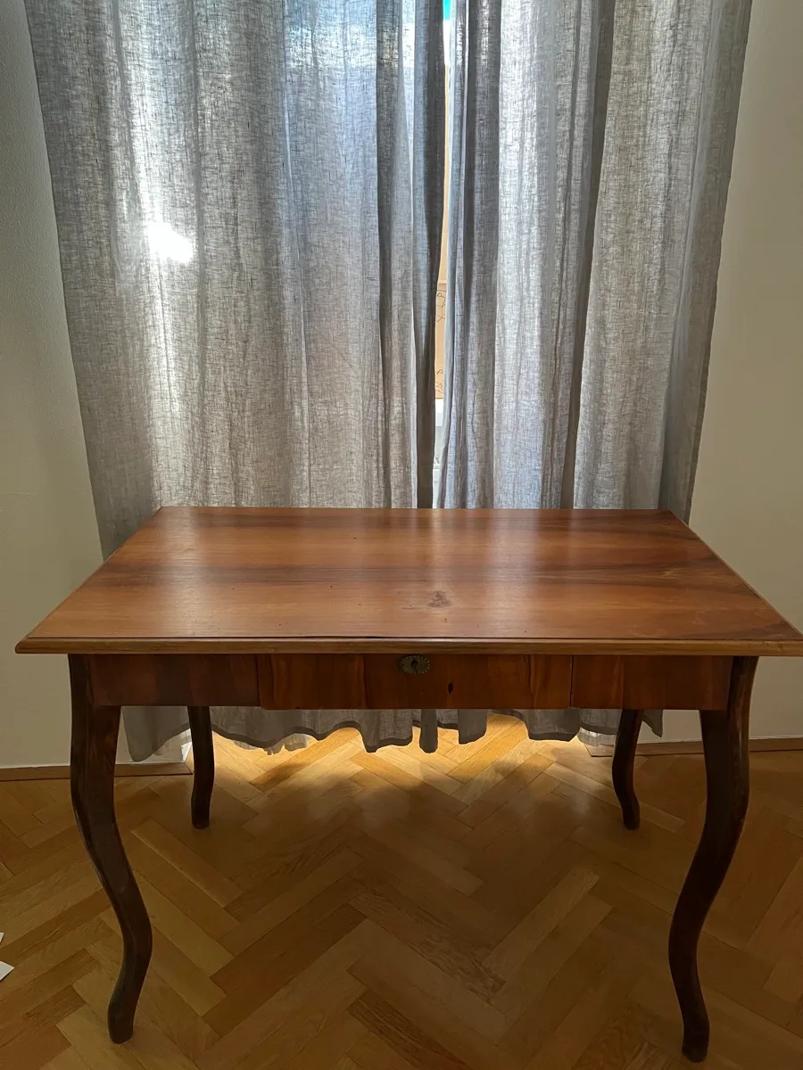 balkontisch aufhängen Faltbarer zum Aufhängen, Modell L42A – verstellbares Ablage für den Balkon, Stahl mit Pulverbeschichtung, platzsparend, 3 Höhenstufen. - Polen, A-Ware - Großhandelsplattform Metall Großer bunter Vogel main image 0