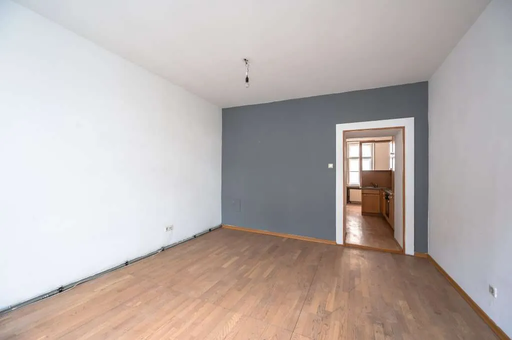 ++NEU++ sanierungsbedürftige 2-Zimmer-Wohnung in sehr guter Lage - Ansicht 2