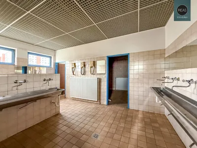 Gewerbeimmobilie mieten in Wien – 1 699 m², € 9 – Bild 16 von 26