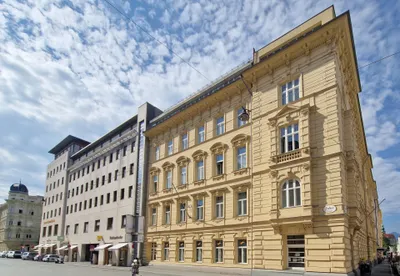 Gewerbeimmobilie mieten in Salzburg Stadt – 81 m², € 1.557 – Bild 1 von 12