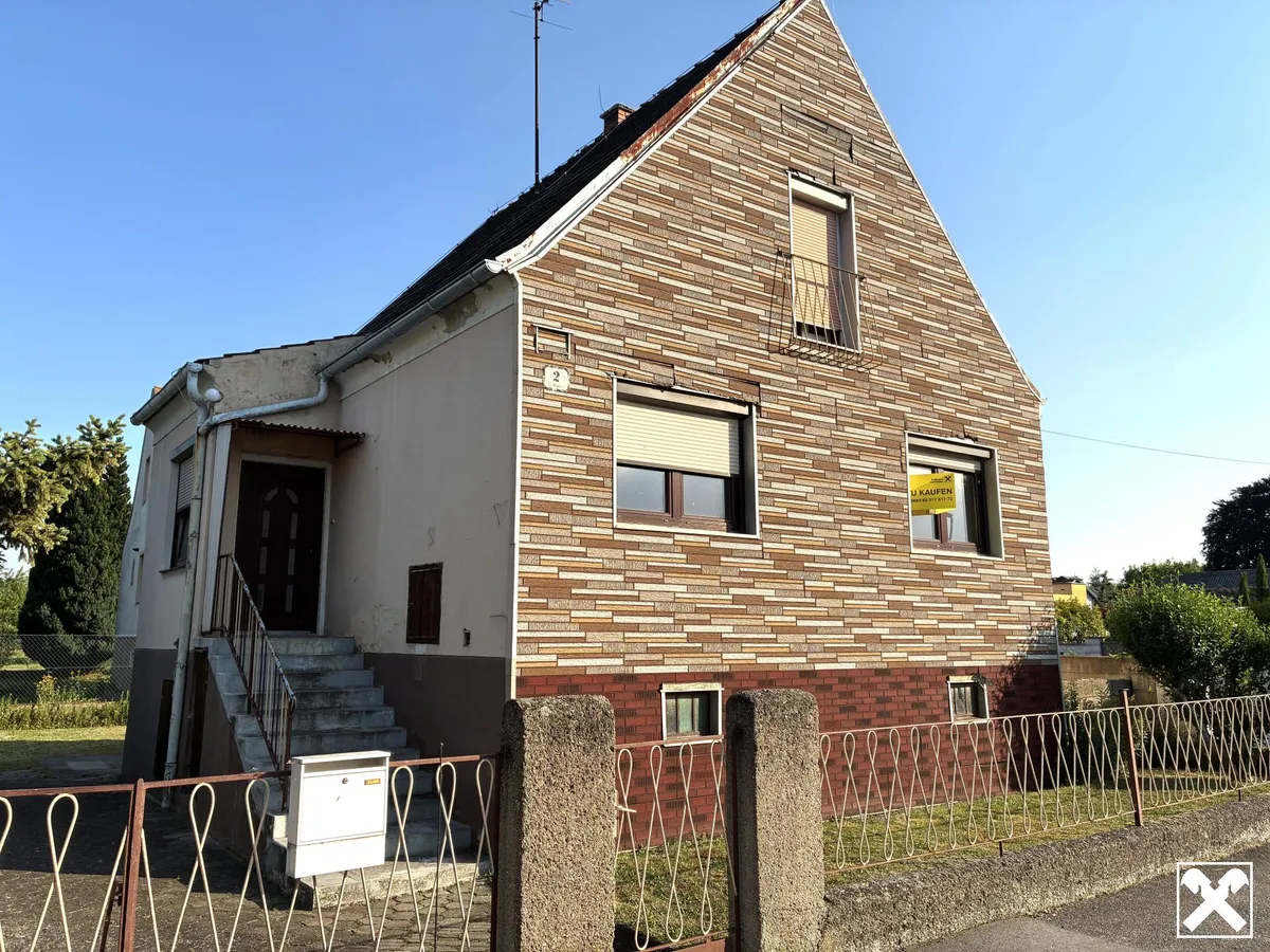 Preiswertes Siedlungshaus mit Garten sucht Menschen mit Visionen! Sanierungsbedarf!, Rust