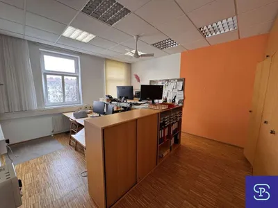 15-Zimmer-Gewerbeimmobilie mieten in Wien – 379 m², € 5.369 – Bild 13 von 25