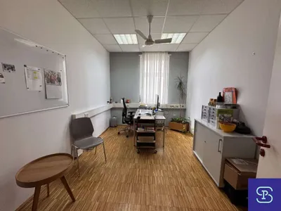 15-Zimmer-Gewerbeimmobilie mieten in Wien – 379 m², € 5.369 – Bild 3 von 25