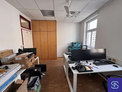 15-Zimmer-Gewerbeimmobilie mieten in Wien – 379 m², € 5.369 – Bild 17 von 25