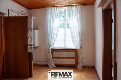 7-Zimmer-Gewerbeimmobilie kaufen in Baden – 170 m², € 590.000 – Bild 3 von 13