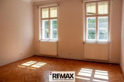 7-Zimmer-Gewerbeimmobilie kaufen in Baden – 170 m², € 590.000 – Bild 5 von 13