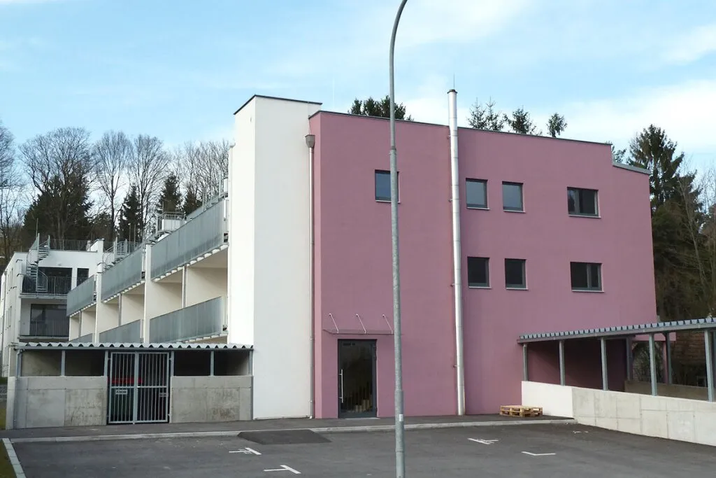 Moderne, barrierefreie 3-Zimmer Gartenwohnung mit Tiefgarage im westlichen Speckgürtel von Wien - View 2