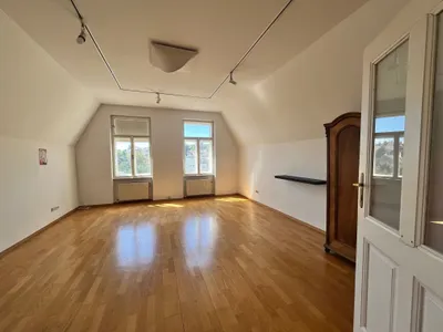 4-Zimmer-Wohnung mieten in Wien – 120 m², € 950