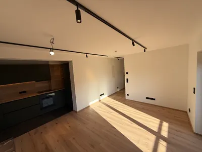 2-Zimmer-Wohnung mieten in Kitzbühel – 45 m², € 1.450 – Bild 3 von 12