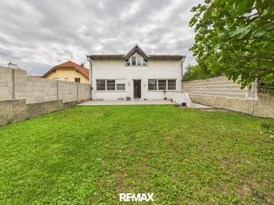 5-Zimmer-Haus kaufen in Neusiedl am See – 250 m², € 499.000 – Bild 1 von 18