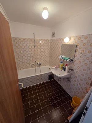 3-Zimmer-Wohnung kaufen in Braunau am Inn – 75 m², € 200.000 – Bild 13 von 23