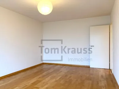 2,5-ZIMMER-HIT MIT UNVERBAUBAREM GRÜNBLICK NAHE CITYGATE – Bild 3