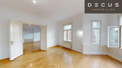 TOP LAGE NÄHE KARLSPLATZ | 4-ZIMMER ALTBAU | AB SOFORT VERFÜGBAR