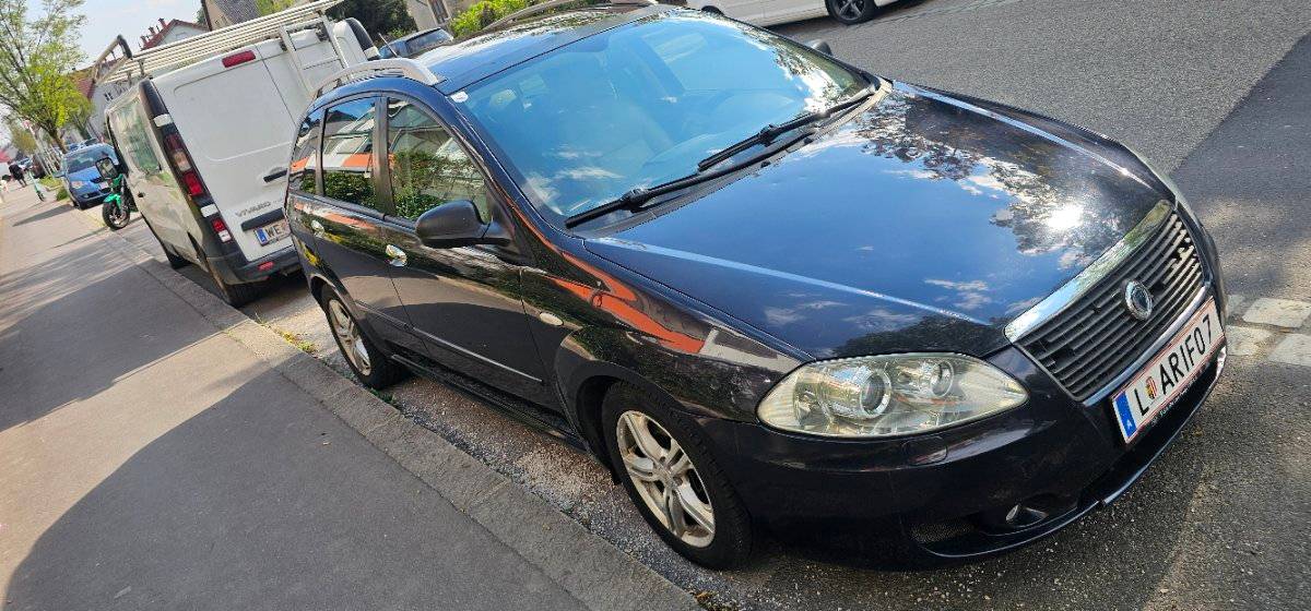 Fiat Croma 2.4