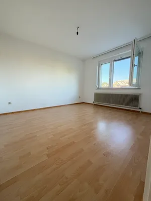 4-Zimmer-Wohnung mieten in Linz – 84 m², € 395 – Bild 7 von 13