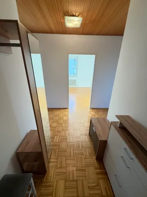 4-Zimmer-Wohnung mieten in Linz – 84 m², € 395 – Bild 2 von 13