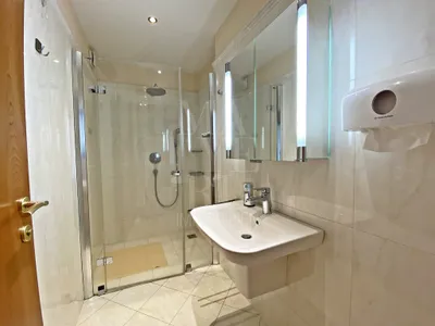 6-Zimmer-Haus mieten in Mödling – 250 m², € 4.990 – Bild 23 von 31