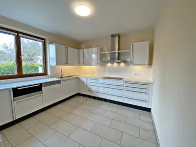 6-Zimmer-Haus mieten in Mödling – 250 m², € 4.990 – Bild 13 von 31