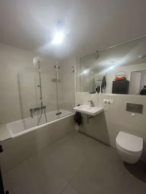 Moderne Wohnung im Vienna TwentyTwo mit Pool und Gym - Kagran - Donauzentrum - Vienna International Center – Bild 2