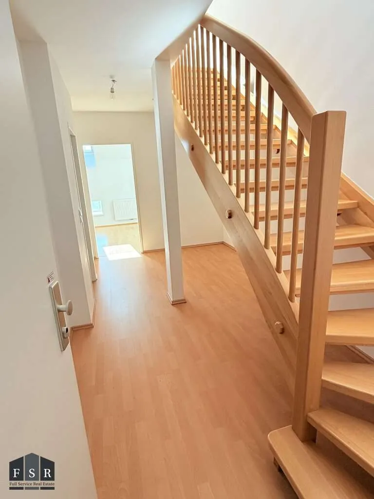 3-Zimmer Dachgeschoß-Wohnung mit Terrasse - Allgemeingarten und Ubahnnähe - Ansicht 3