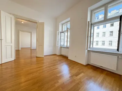 AUGARTEN | BALKON | ALTBAUCHARME – Bild 2