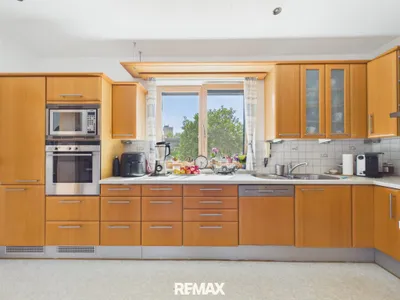 6-Zimmer-Haus kaufen in Neusiedl am See – 254 m², € 845.000 – Bild 3 von 25