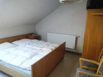 29-Zimmer-Gewerbeimmobilie kaufen in Krems Land – 736 m², € 280.000 – Bild 19 von 31
