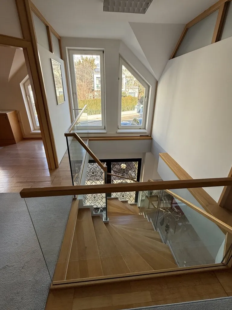 ca. 225 m²repräsentative Büroräumlichkeiten in Zentrumsnähe mit Parkplätzen zu vermieten - Ansicht 3