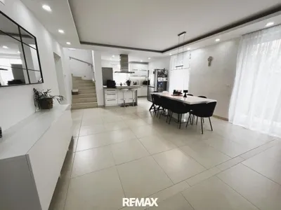 7-Zimmer-Haus kaufen in Wiener Neustadt Land – 266 m², € 850.000 – Bild 3 von 42