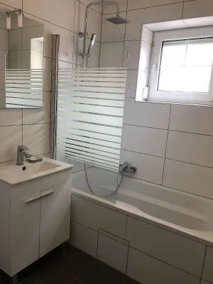 4-Zimmer-Haus mieten in Linz – 80 m², € 1.450 – Bild 1 von 14