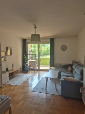 Wohnung mit Loggia & Grünblick am Weinberg (19. Bezirk) - 1200€ warm inkl. Warmwasser und Heizkosten!