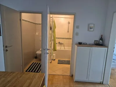 Wohnung mit Loggia & Grünblick am Weinberg (19. Bezirk) - 1200€ warm inkl. Warmwasser und Heizkosten! – Bild 3