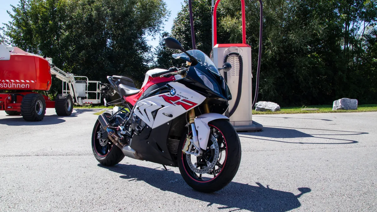 BMW S 1000