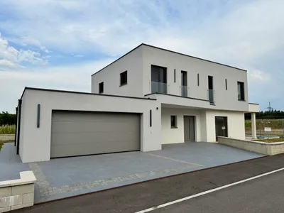 5-Zimmer-Haus kaufen in Amstetten – 183 m², € 849.000 – Bild 1 von 28