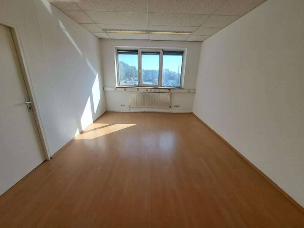 Attraktives Kleinbüro zum günstigen Preis in der Nähe von Strebersdorf - Widok 2