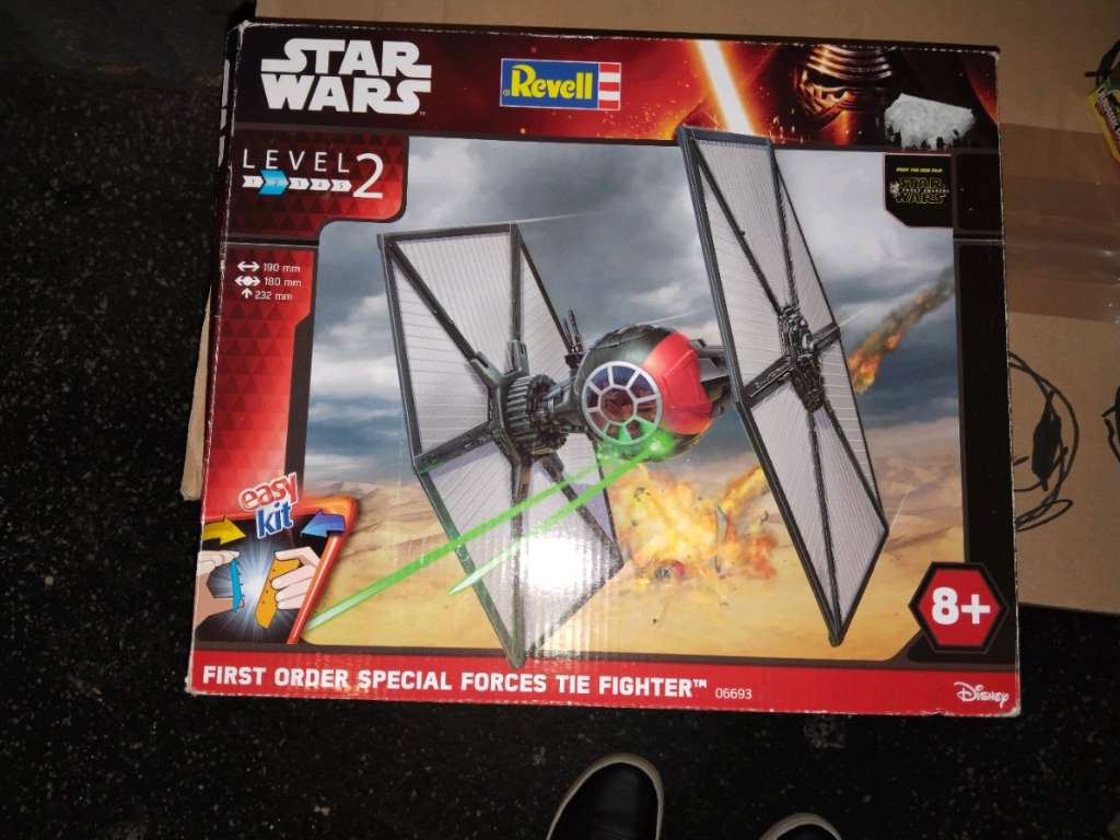 Revell Star 築き上げよ Wars ARC-70 Fighter easyKit
